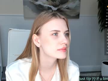 webcam girl fannycullimore live cam image #6635589