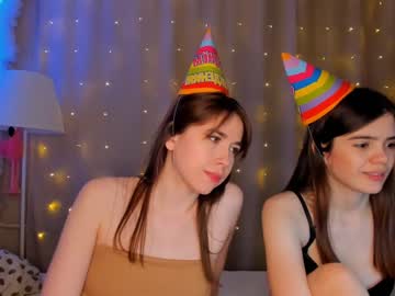 webcam couple anna_mariia live cam image #1516388