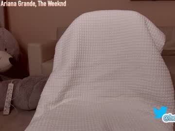 webcam girl hollyextra live cam image #921218