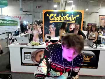 webcam man thejohnnystone live cam image #3283895