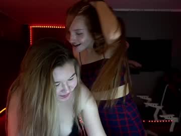 webcam couple kira0541 live cam image #339619