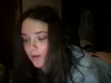 webcam girl lovebug9002 live cam image #205274