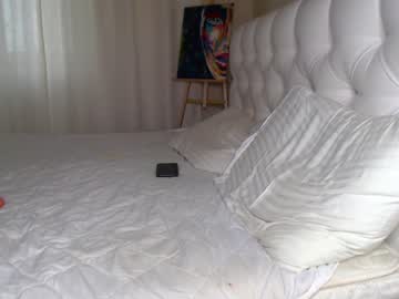 webcam girl elisa_bright live cam image #3049352