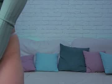 webcam girl lilly_bb_girl live cam image #2647810