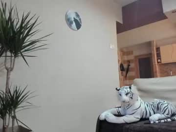 webcam girl sofiaandwonderland live cam image #1980560