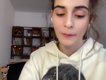 webcam girl wonderland_stia live cam image #5757683