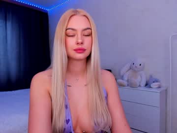 webcam girl 8a8y_nura live cam image #3922720