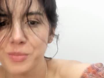 webcam girl vanandjuani live cam image #2557698