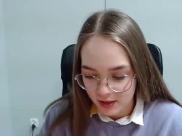 webcam girl violetta_kl live cam image #1577988