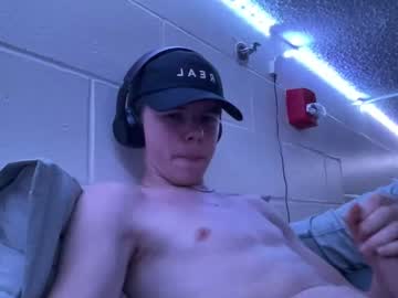 webcam man tokyoplumhouse live cam image #5251769