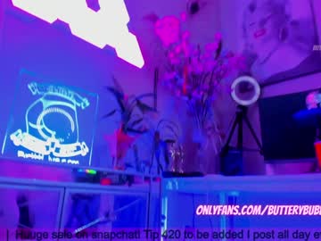 webcam girl butterybubblebutt live cam image #1972204