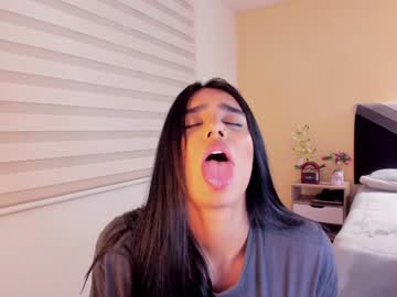 webcam girl sofi_saenzz live cam image #6035123