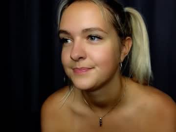 webcam girl beverly_hillls live cam image #6002124