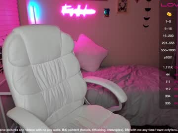 webcam girl badgirlmad live cam image #2810802