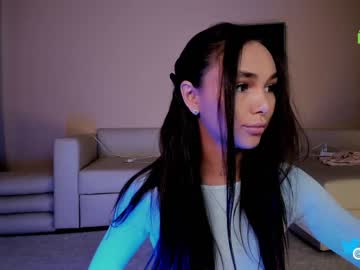 webcam girl hollyextra live cam image #4060701