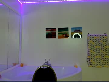 webcam girl elisa_oliver live cam image #566056