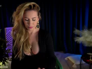webcam girl provocatrixx live cam image #4006658