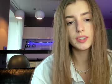 webcam girl coy_amina_ live cam image #2856016