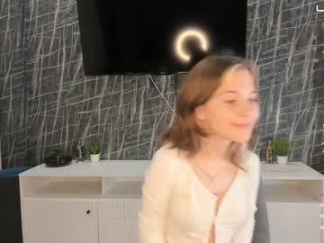 webcam girl lynnatlee live cam image #6771281