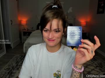 webcam girl kayribbons live cam image #1218480