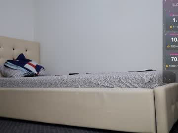 webcam girl carmela_fox live cam image #6015735