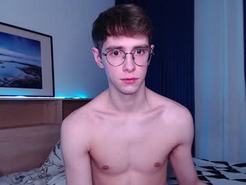 webcam man alfie_evanss live cam image #3734777