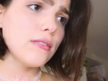 webcam couple emiliacourtney live cam image #6405906