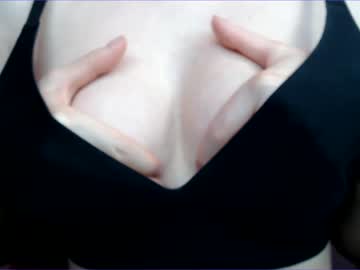 webcam girl tripleprinces live cam image #4763146