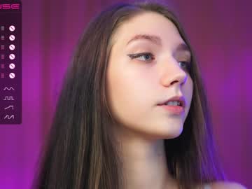 webcam girl angels_kiss live cam image #2728365