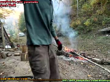 webcam couple honeyand_thebear live cam image #2959579
