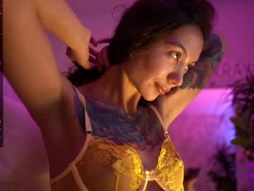 webcam girl kronniekray live cam image #1969663
