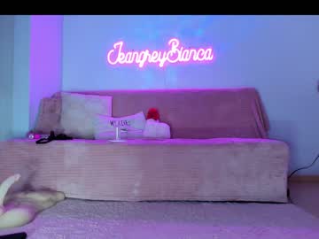 webcam girl jeangreybianca live cam image #3261019