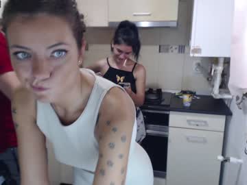 webcam couple maya_and_guests live cam image #4723472