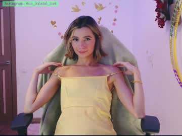 webcam girl crystalnut live cam image #3702578