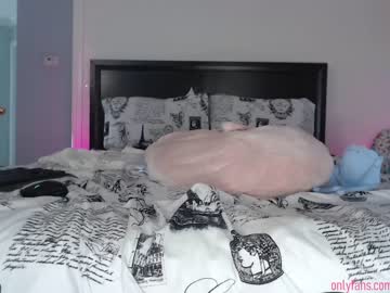 webcam couple pandaworldcb live cam image #1229945