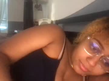 webcam girl blackgurlkitty live cam image #142807
