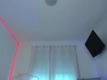 webcam girl angel_danm_milf live cam image #1248295