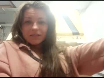 webcam girl sweetcherriepy live cam image #2167079