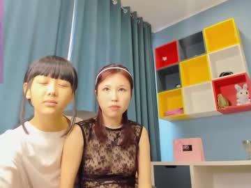 webcam girl little_yena live cam image #6494933