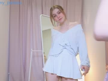 webcam girl my_parisss live cam image #4131661