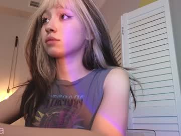 webcam girl y_u_m_i_k_a live cam image #4310341
