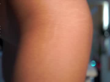 webcam girl xoxo_emma live cam image #1491402