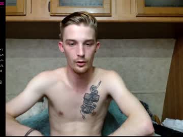 webcam man moose6810 live cam image #1109258