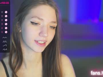webcam girl angels_kiss live cam image #3216634