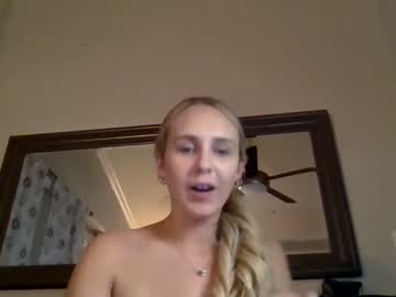 webcam girl sarahfoxe live cam image #5603294