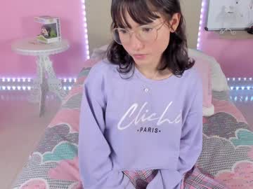 webcam girl little_effy18 live cam image #2251728