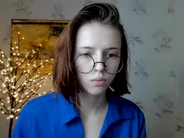 webcam girl karinastarr1 live cam image #3368154
