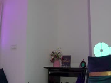 webcam girl hotfallingdevil live cam image #2700318