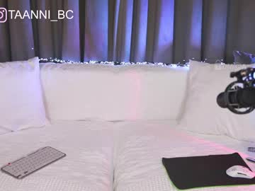 webcam girl taanni_bc live cam image #2782985