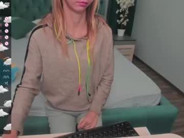 webcam girl bell_a_mi_ live cam image #2711529